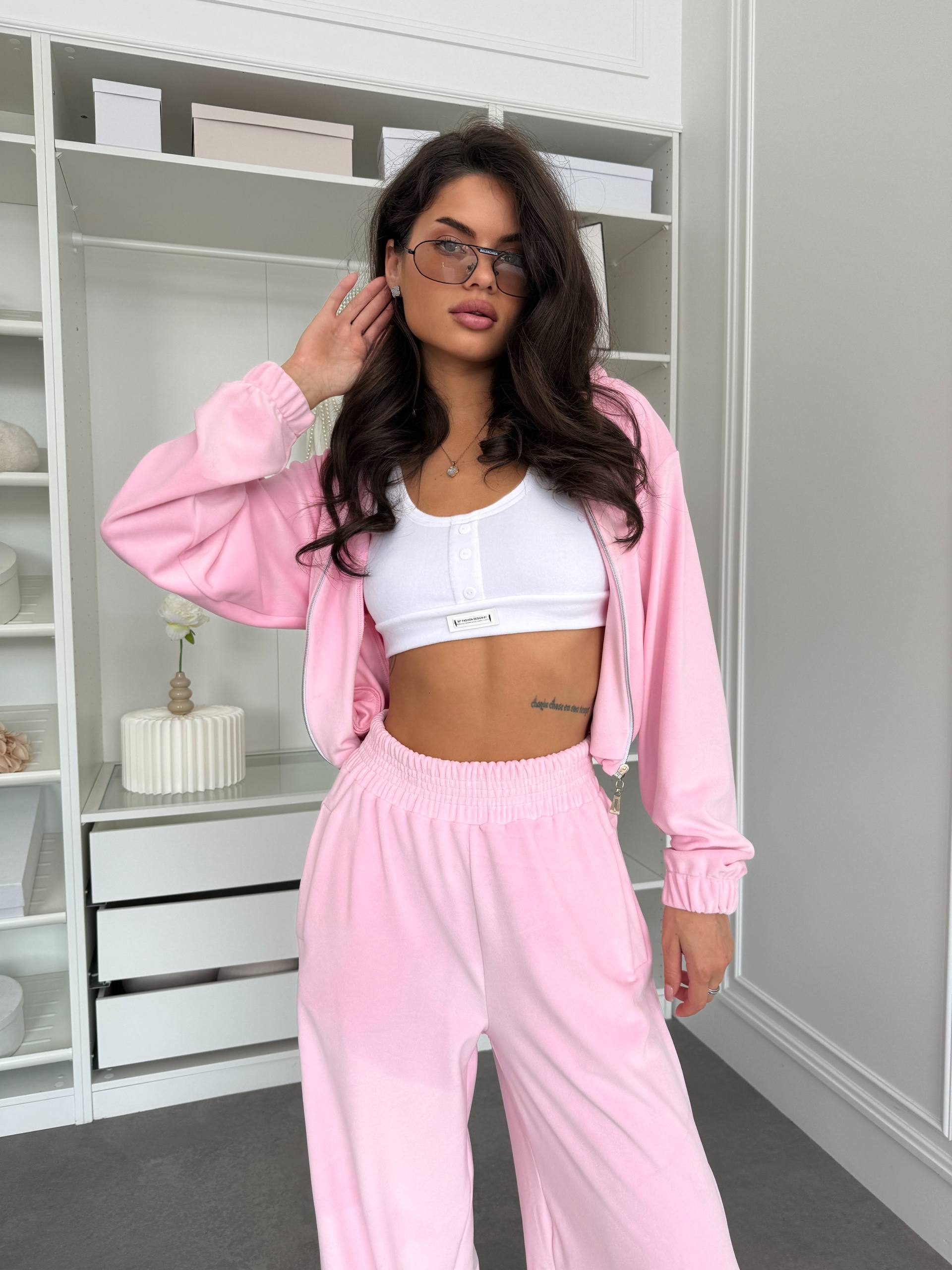 Жіночий велюровий костюм-трійка «Velvet Chic» - Зображення 3